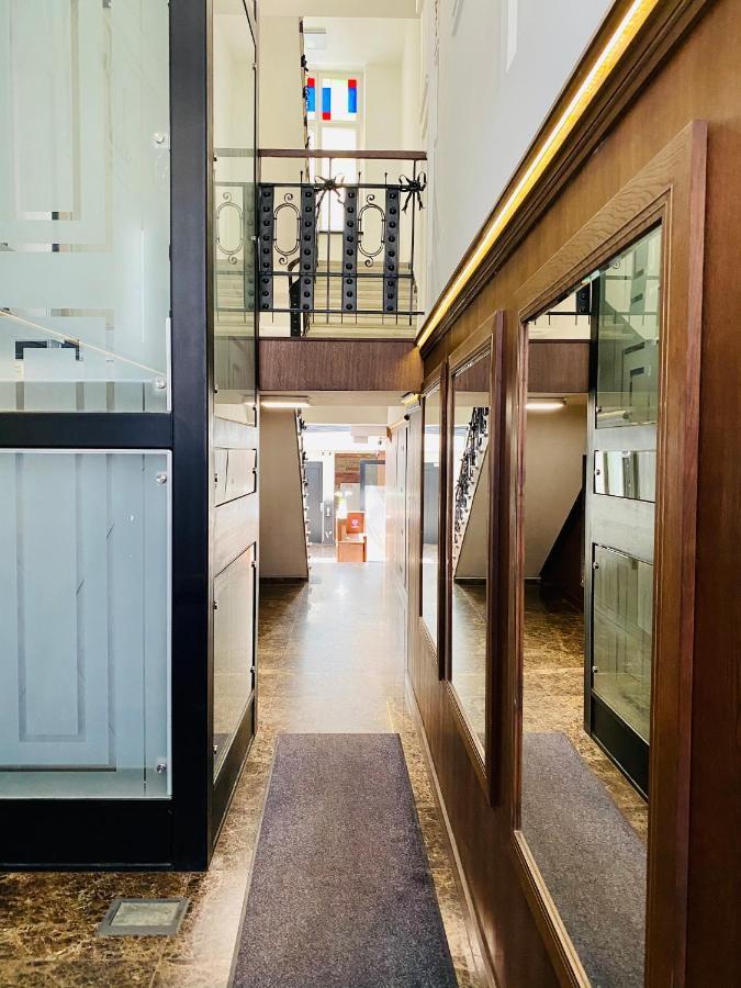 Beautiful Studio For Couples With Air Conditioning - Old Town & Main Station Краків Екстер'єр фото